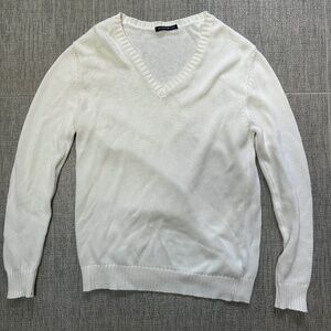 Brandy Melville v-neck white sweater